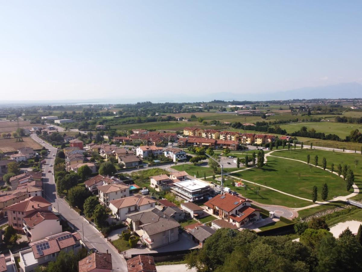 Willa Casale Storico Enzo Castelnuovo del Garda Zewnętrze zdjęcie